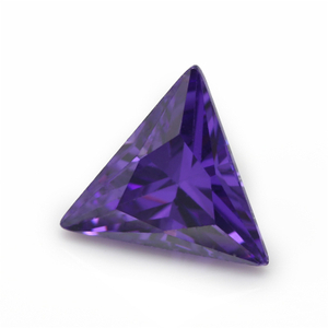 Производитель оптовой 5A Deep Purple Triangle Cubic Zirconia для ювелирных изделий